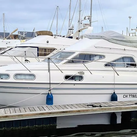 Botel Nuit Insolite Sur Un Bateau Le Havre