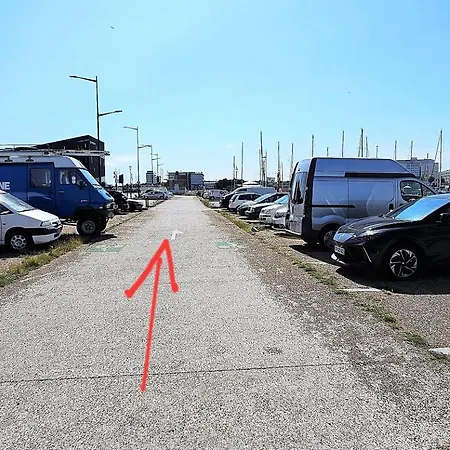 Nuit Insolite Sur Un Bateau Botel Le Havre